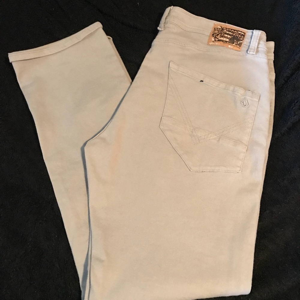 Men’s Volcom jeans